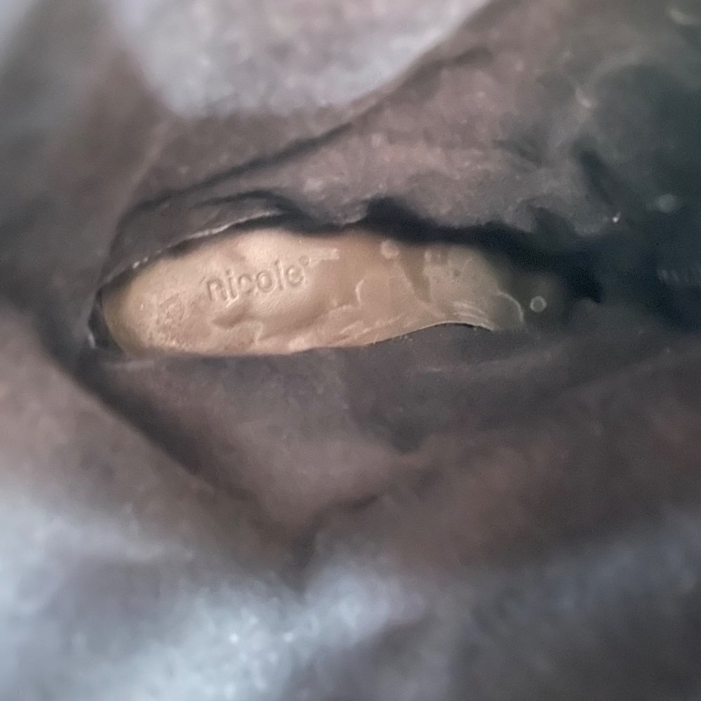 Nicole Brown Vegan Leather Chain Buckle Knee High Heeled Boots Womens Size 8 - Picture 7 of 9